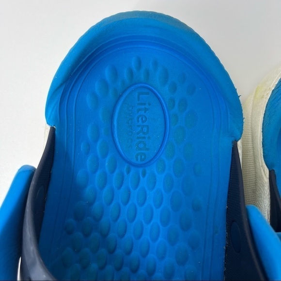 Crocs Perforated Slingback closed toe slip ons. - Picture 5 of 6